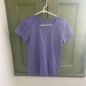 Lululemon swiftly tech size 6 short sleeve shirt